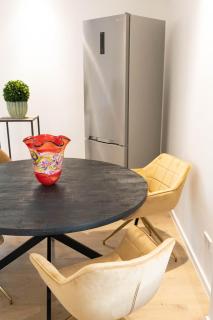 EM Signature Apartment Nürnberg 2 Schlafzimmer Balkon Parkplatz 4 Gäste - 3