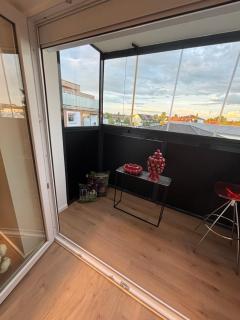 EM Signature Apartment Nürnberg 2 Schlafzimmer Balkon Parkplatz 4 Gäste - 2