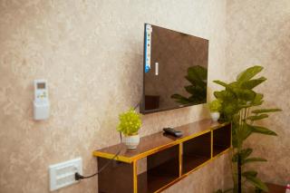 Private Room in DHA Phase 6 Lahore Near Raya and Dolmen - 2