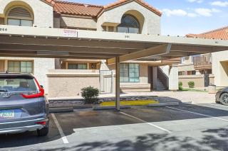The Cool Cactus Condo with Pool and Jacuzzi - Tempe - 9