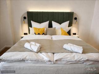 HOMELY STAY - Urban Studio Apartments - 6