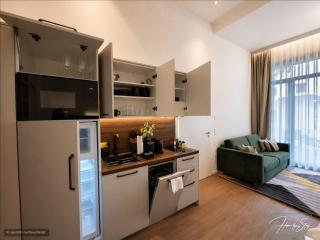 HOMELY STAY - Urban Studio Apartments - 1