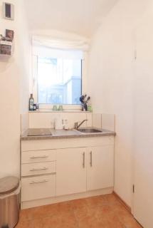 fully equipped apartment near main station - 3