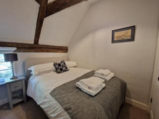 Honeysuckle Cottage- East Meon - 4