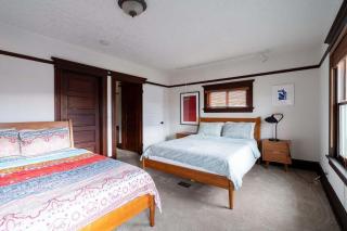 2BR and 2BA - Historic Portland Home - Prime Location - 7