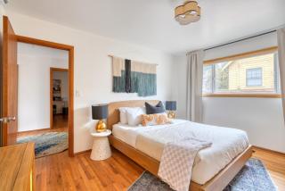 Mid-Century Hillsdale Retreat - 2