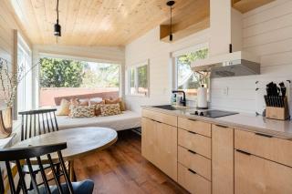 Classic 1920s Alberta Home and 2 Tiny Homes - 7