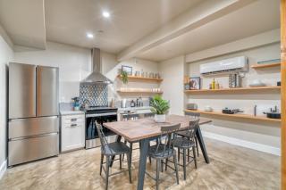 Mississippi Ave Compound - 7BR - Sleeps 14 - 9