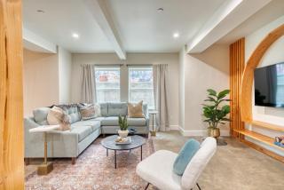 Mississippi Ave Compound - 7BR - Sleeps 14 - 8