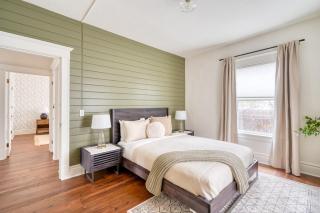 Renewed Classic Craftsman 6 Bed - 95 WalkScore - 7