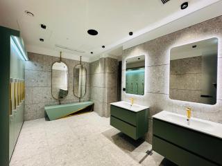 Gold Suite Pool, Spa and Gym - 4