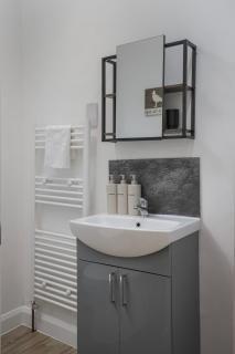 Stylish Studio Modern Comfort Near Beach - 2