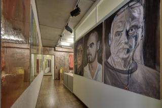 Exclusive Suite in Marktheidenfeld - Modern Comfort Meets Original Art - 8