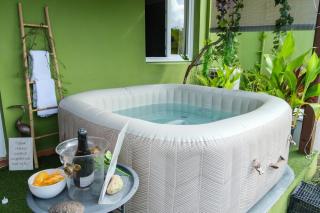 Pandora - T2 immersif, jardin & jacuzzi, massages - Chambort - 2