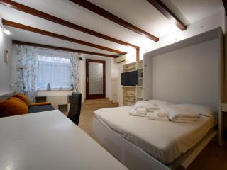 Udoben studio Filip v zgodovinskem starem mestnem jedru - COSY STUDIO FILIP IN THE HISTORICAL OLD TOWN - Koper - 5