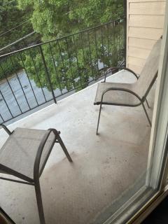 Peaceful, Furnished, Modern Haven 1 BR Retreat - 8