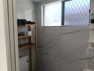 private guest suite at sorrento - 9