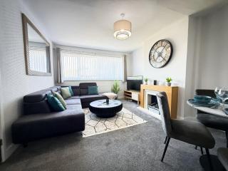 Cosy Southport Bungalow 2 Bedroom with Parking - 4