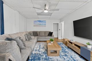 Minutes to the Falls! Cozy Retreat near State Park apts - 0