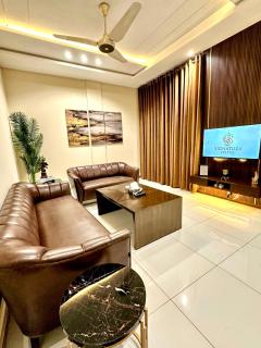 Signature Apartments - 0