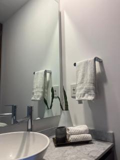 Confortable 1 bedroom apartment very well located - 4