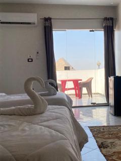 Enjoy golden pyramids view - 7