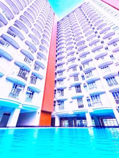 HoneyLove HideAway 1-Bedroom Suite in CITYLAND Condo with Living room, Kitchen, Balcony, Free Parking, POOL, Netflix - Tagaytay - 6