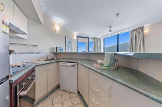 Marina views at Airlie 10F - 1 bedroom - 8