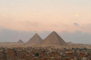 Enjoy golden pyramids view - 8