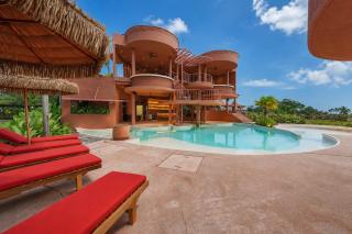 Villa Merah Merah Ubud by Fays Hospitality - Ubud - 2