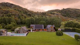 Wharenui Holiday Home by MajorDomo - 9