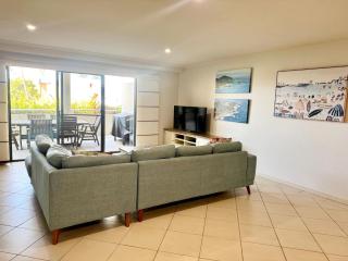 Jubilee Apartment 04 - Bring your own linen - 7