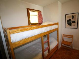 Appartement calme avec parking, animaux OK - 4 pers, vue montagne - FR-1-313-252 - 8