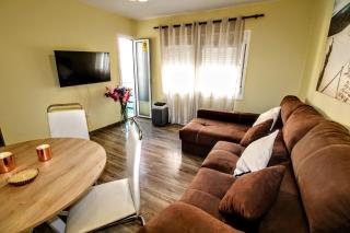 Acogedor Apartamento Muy Cerca de Barcelona - 0
