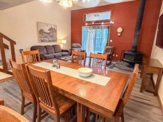 Aspen Escape- Walking Distance! - 8