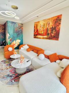 Luxury Comfort & High Speed Wi-Fi Near Beach - 8