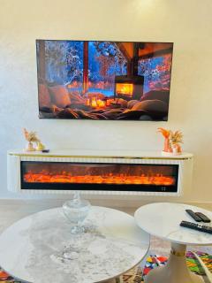 Luxury Comfort & High Speed Wi-Fi Near Beach - 9