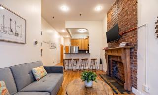 Spacious 1-bedroom retreat in Harlem - 0