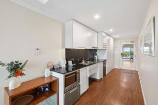 5 Star Mandurah Beach Exclusive Apt - 7