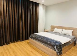 Honey hotel - 2