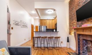 Spacious 1-bedroom retreat in Harlem - 3