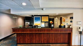 Days Inn by Wyndham Fargo - West Acres - 7