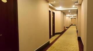 Cheerful Hotel - 7