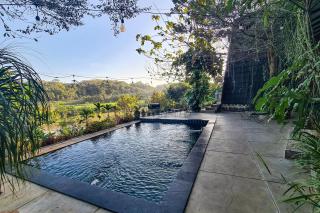 Kika Pool Villa Purwokerto by The Lavana - 3