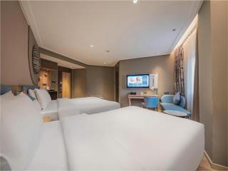 Home Inn Neo Leshan Central Food Street - 4