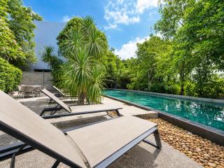 Nature Loft 1BR Condo at The Woods Kamala - 9