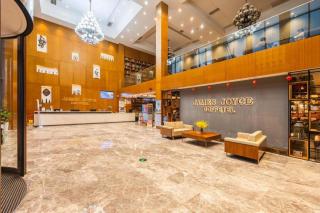 James Joyce Coffetel· Changde Liuyehu - 2