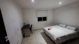 Kittys Budget English Guest House Accomodation Juriquilla Queretaro - 1