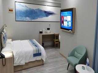 Green Tree Inn Express Jiangsu Taizhou Xinghua RT-Mart - 3