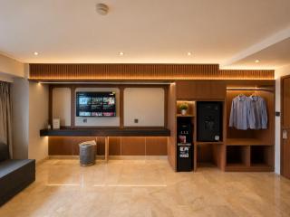 Solana By SanLiving - Direct MRT - Plaza Senayan - GBK - 2